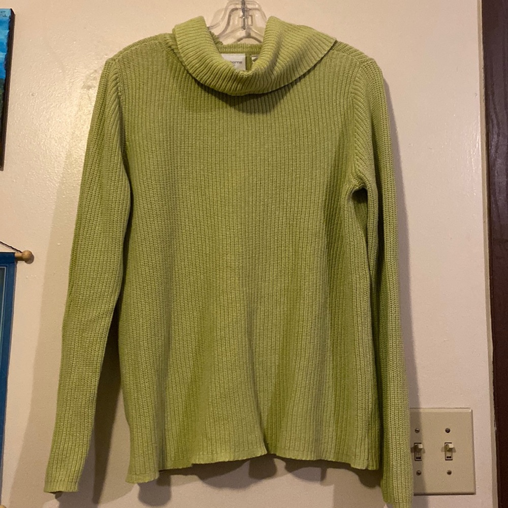 Liz Claiborne lime green turtle neck sweater